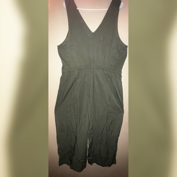 Jumpsuit - Picture 2 of 2